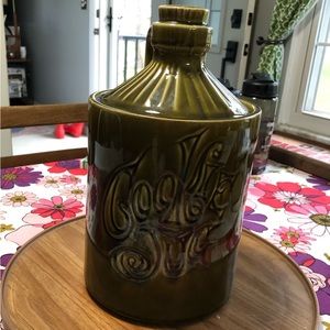 Vintage avocado 🥑 green McCoy Cookie 🍪 Jug.